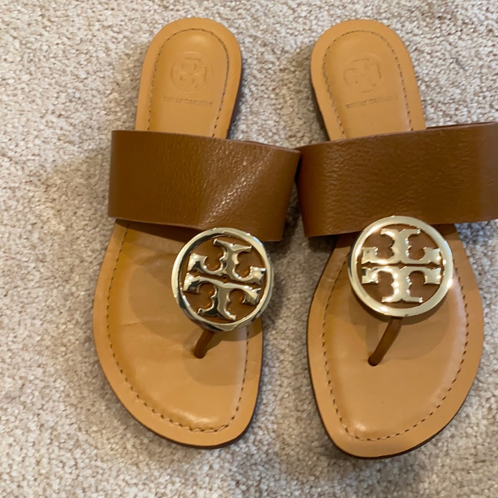 Tory Burch Sandal EUC